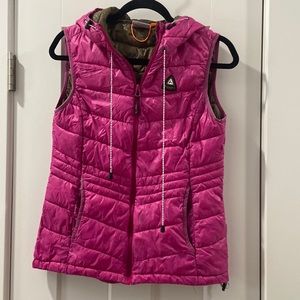 Hickory Outdoor women's pink puffer vest EUR size 36 US Medium